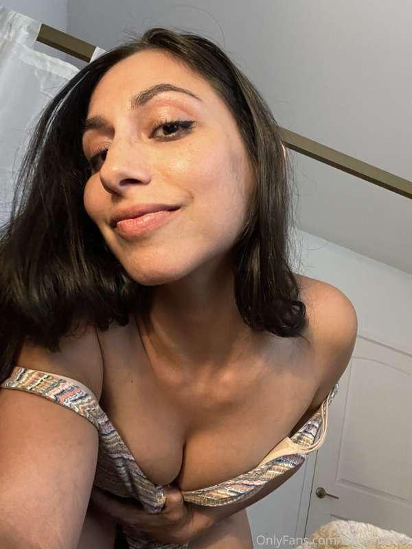 Baby cum play with me!