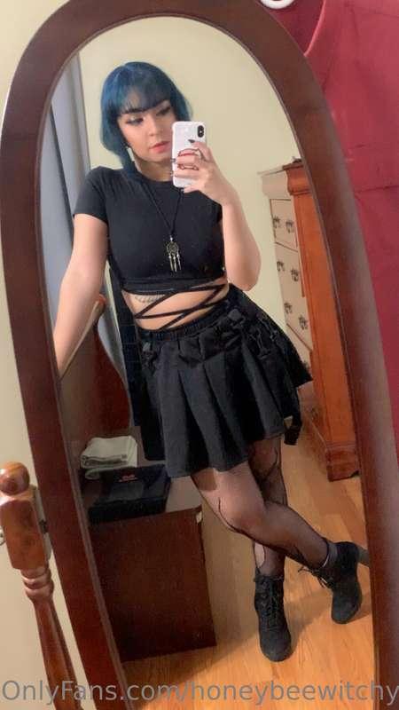 I know it’s not lewd but I just wanted to say hello to my ne..
