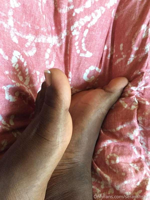 Feet Series: My feet in the morning <3 Who's gonna worship m..
