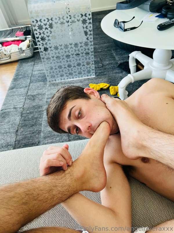 angelriveraxxx image #0