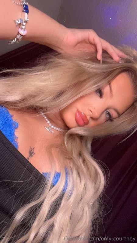 Chat to me :) xx