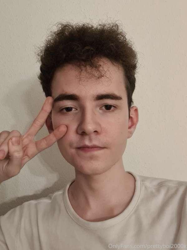 prettyboi2000x image #0