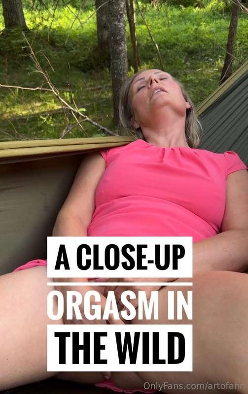 🌿 Nature's Touch 💦 Witness an orgasm so intense, it could on..