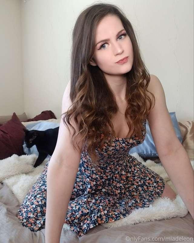 miadeleonxo image #0