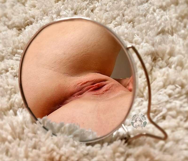 mirror mirror