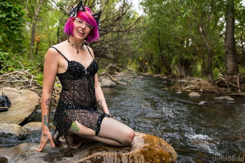 Throwback 😍 I need to do another river shoot