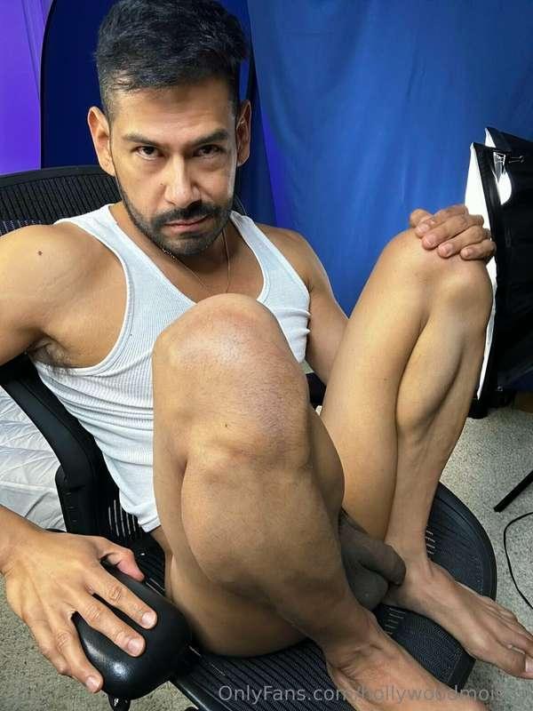 Sometimes I'm soft, oh yeah feet content