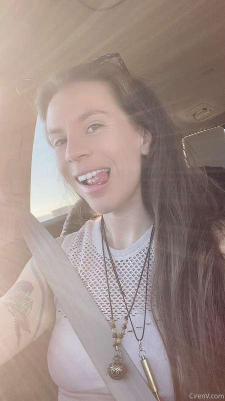 Ciren is headed to Vegas to shoot for the next 4 days.