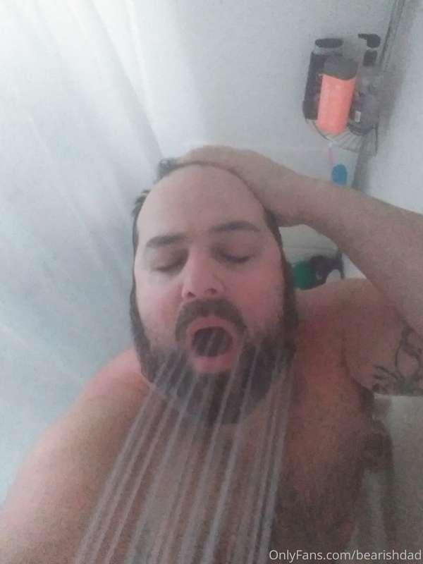 Thirsty Thursday or Wet Wednesday or whatever, I don't know ..