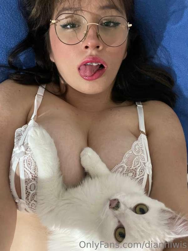 Hola bebés ❤️‍🔥 oigan quería avisarles que les había dicho q..