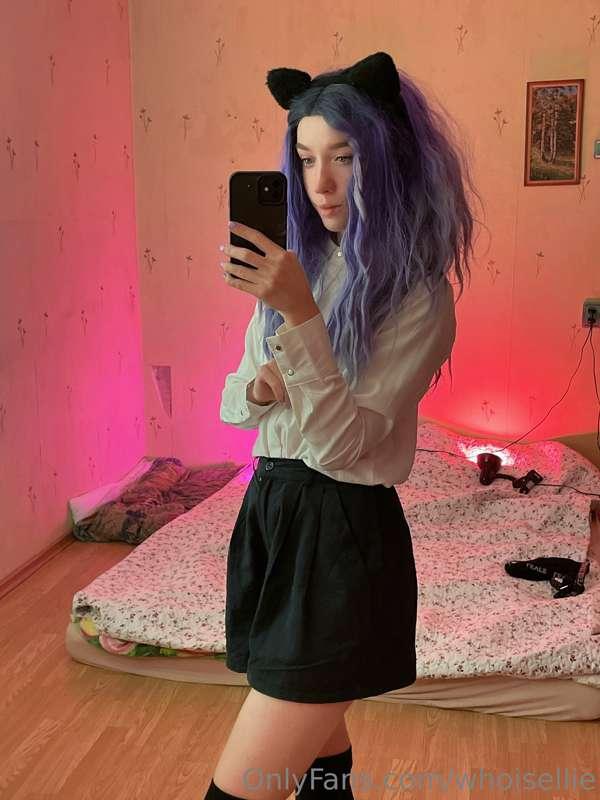 whoisellie image #5