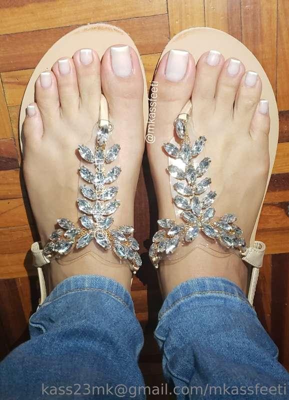 Loke this sandals, were a special gift, thanks Alex ♡ whatev..