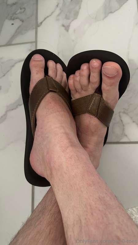 Which one of you footies need some flops in your face 🩴