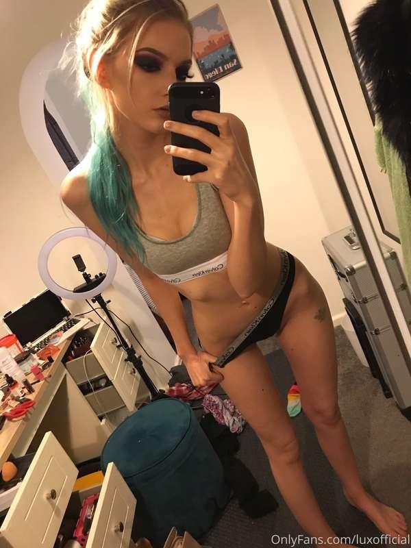 Feeling blue and missing blue hair 💙