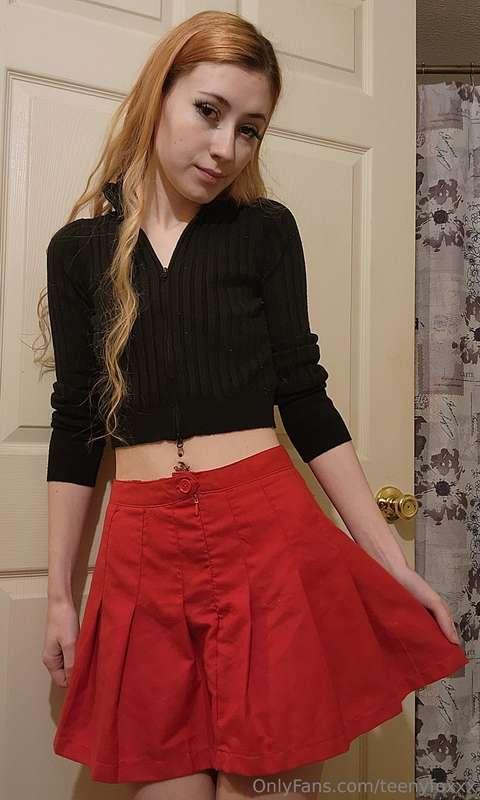 Underneath my OOTD 😉 I feel like a sexy goth cheerleader tod..