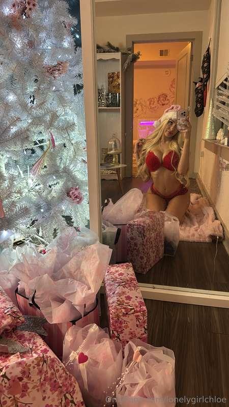 💗💗can I be your favorite little helper??