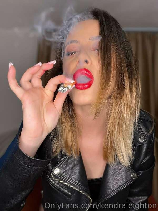 2 cigarettes at the same time? 🔥🚬🚬