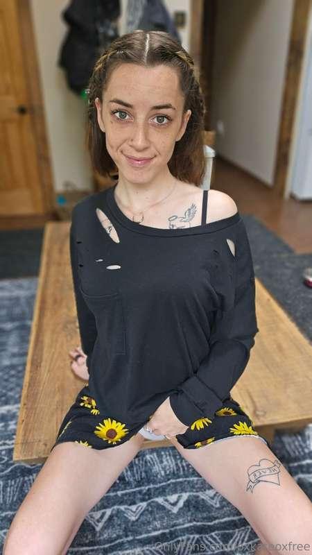 My pussy is waiting for you@oxkateox 😉🥵💦 