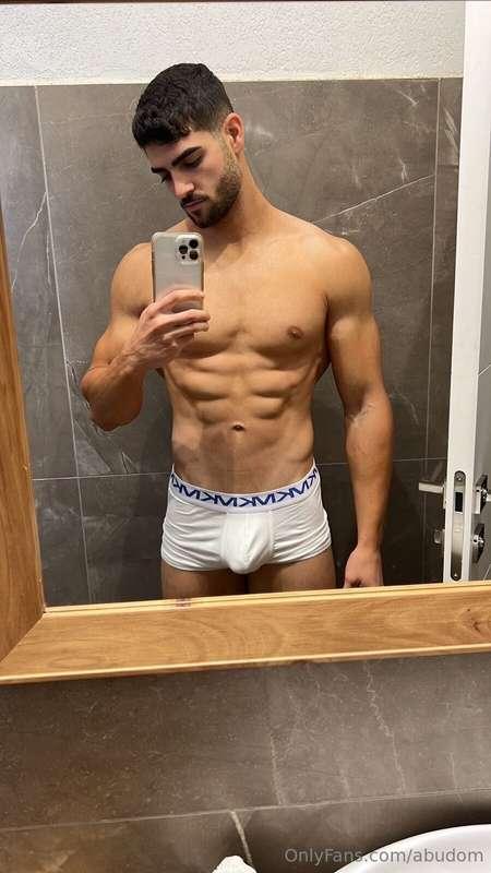 Let’s take it off together 🍆💦