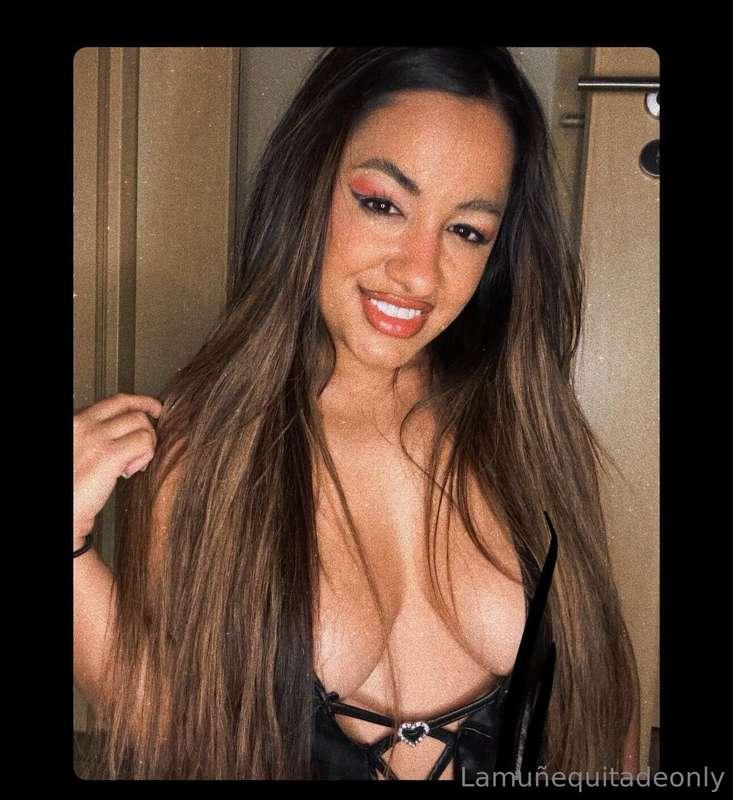 I’m a sweet girl but I also can be nasty!🔥