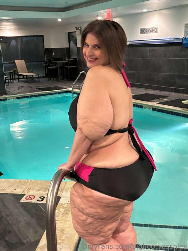 bigbootyasshley image #2