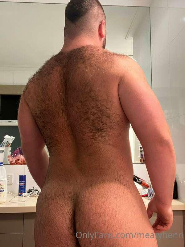 Always thicker and furrier 🦍😈
