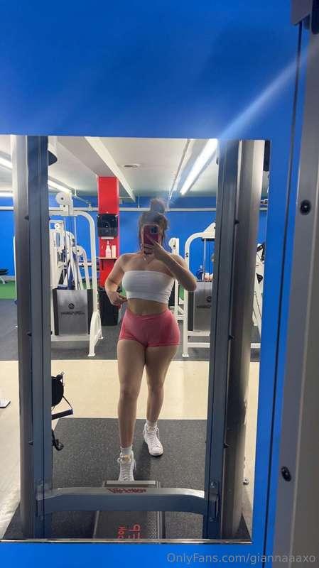 wanna work out together? 😉