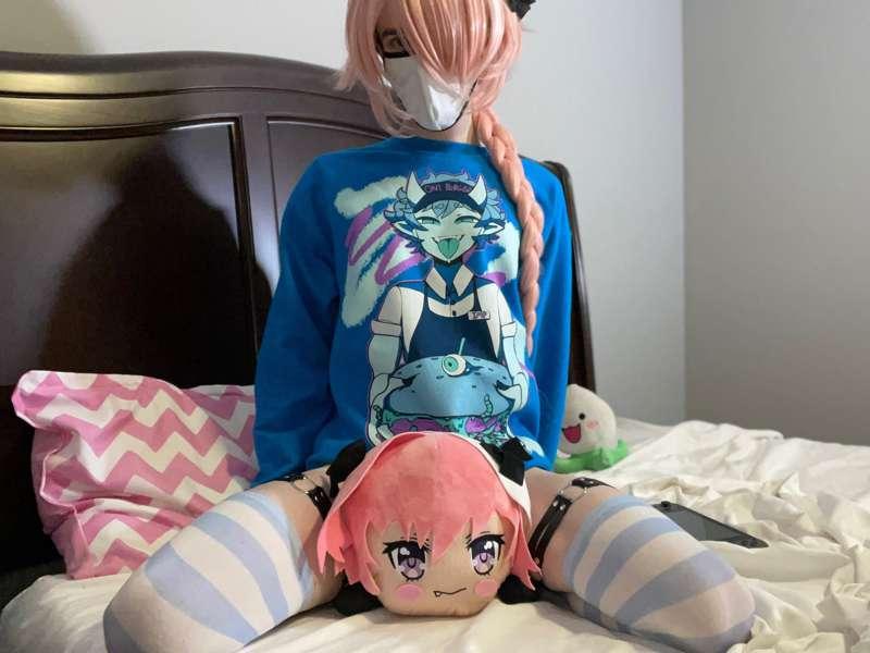 Astolfo being cute in his panties~ also giant femboy cock 💕💕..