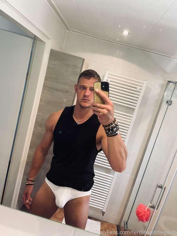 Workout done ✅ let’s go to an hotel later ;)