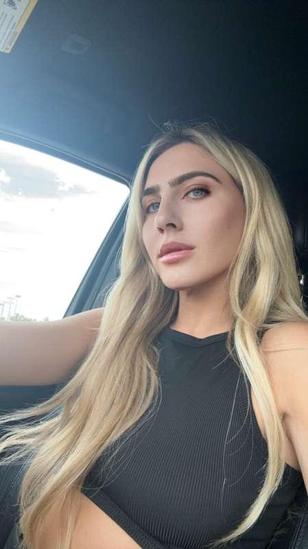Would you like to enjoy a ride with me?🫦