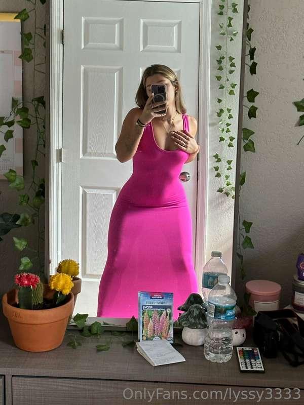 I just made a ton of new content in this pink dress! DM me t..