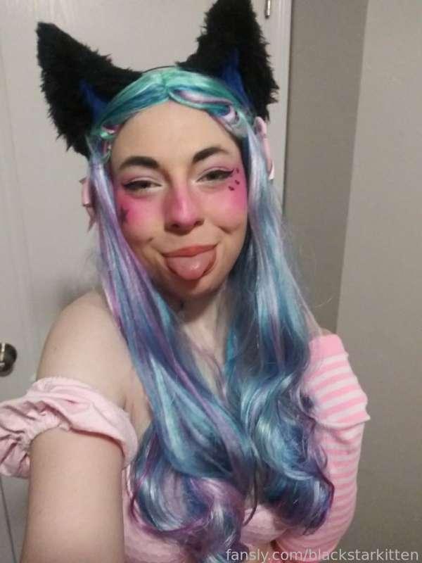 blackstarkitten image #2