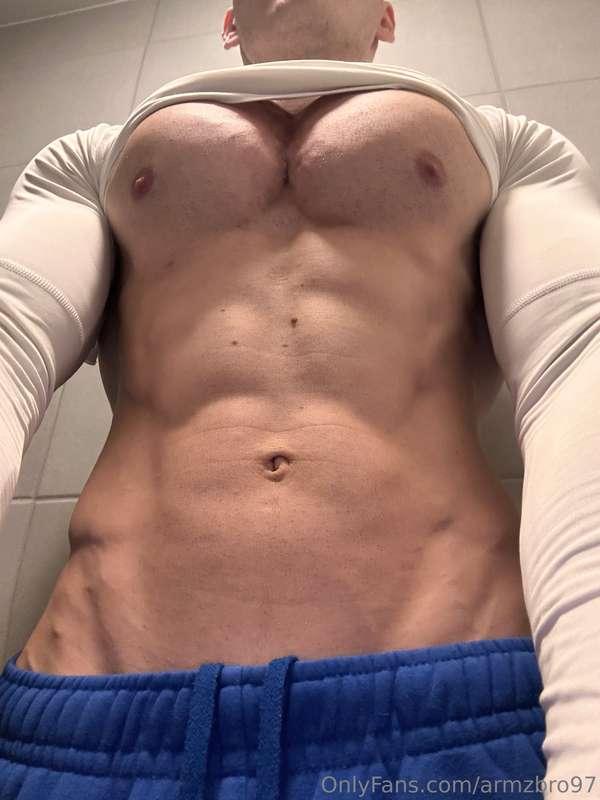 armzbro97 image #23