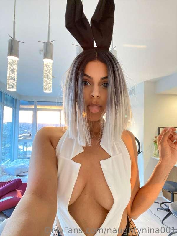 I love me a good Easter Bunny moment 🐰🤍