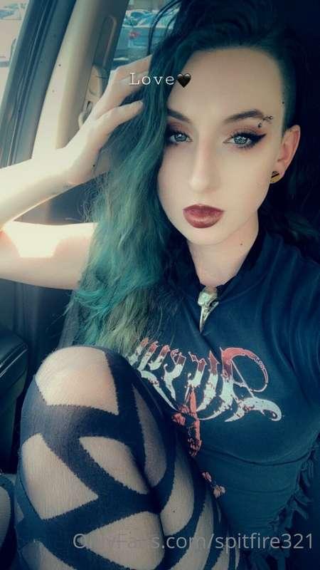 🖤Vira- God complex🖤 just found this song today and loving it..