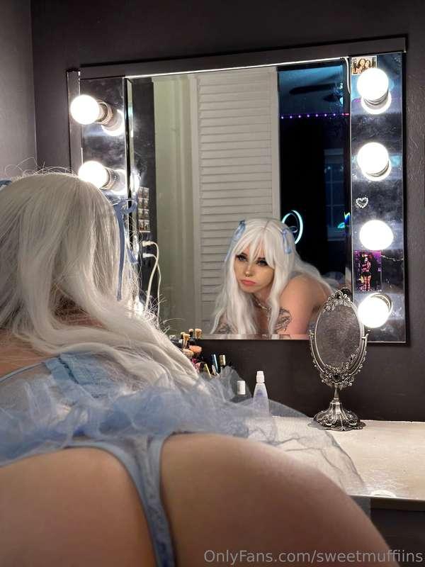 would you stretch me out while i got ready in the mornings 🥵..