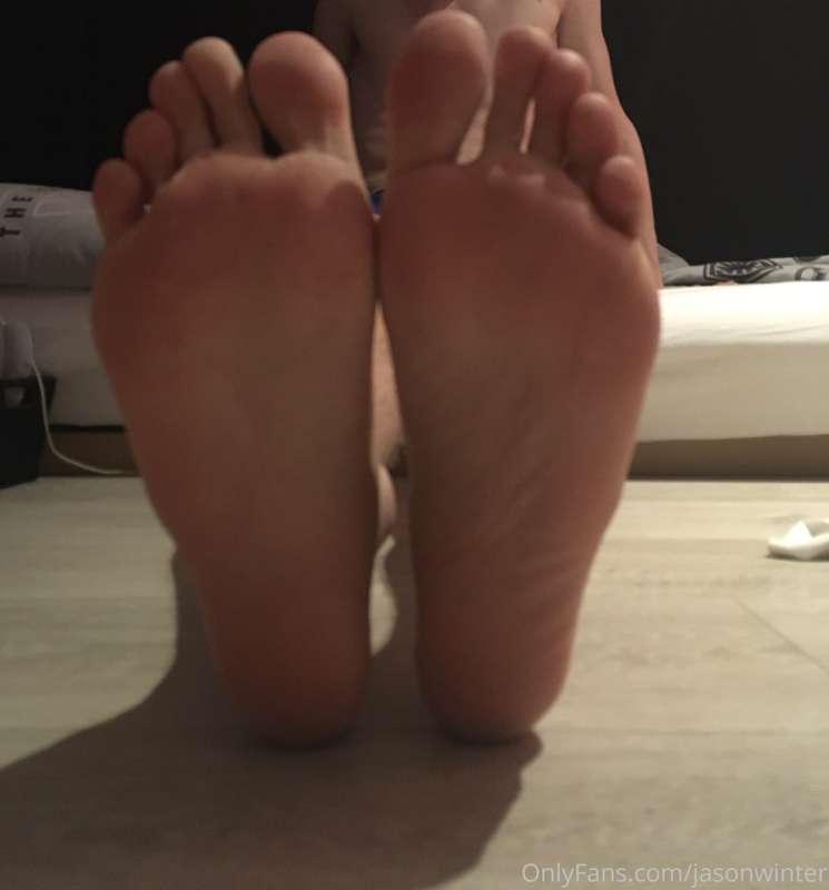 🦶🏽 Footsiepic 😙