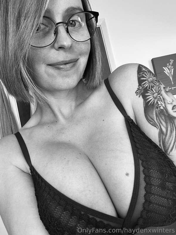 Feeling black and white today 💜