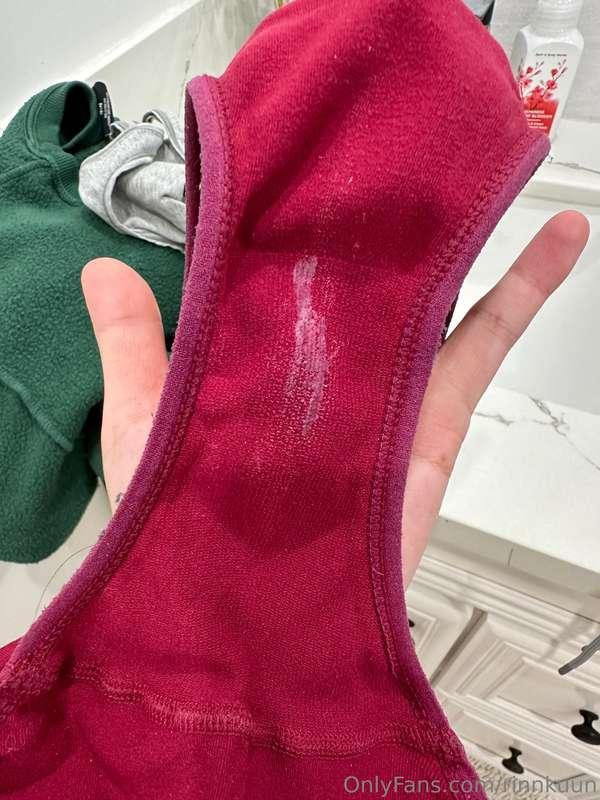 Wish you could smell my panties rn..🥴