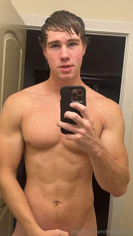 Finally home for the holidays.  Back on the farm life for a ..