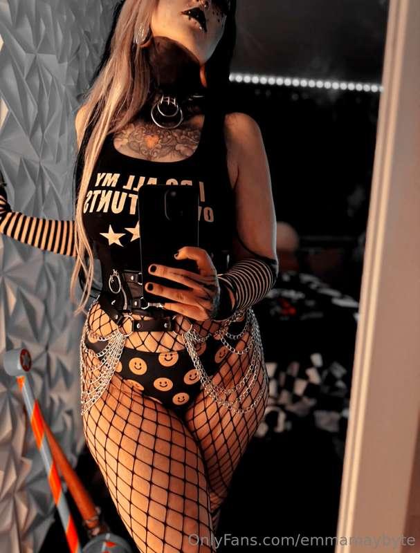 emmamaybyte main image