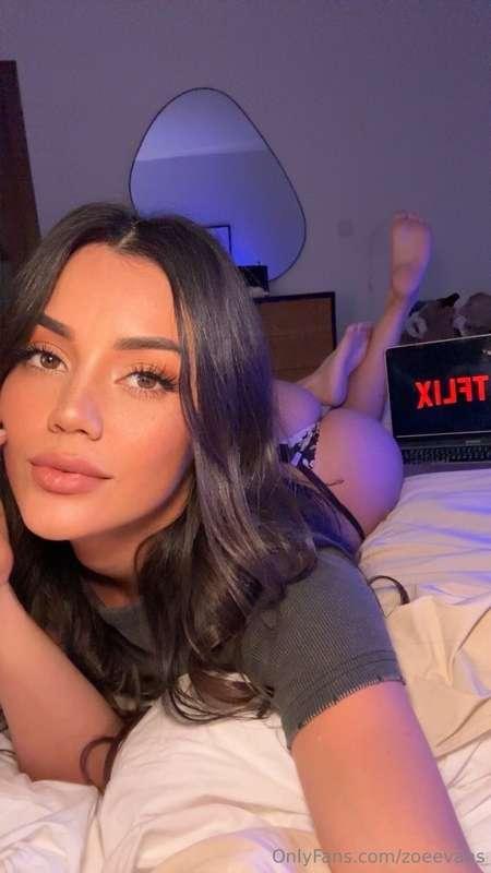 zoeevans image #2