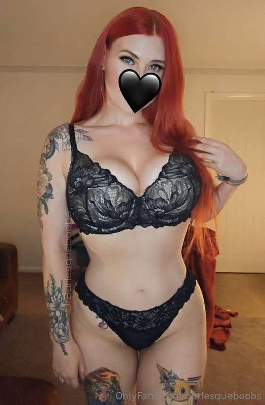 I'm going to spam you with this lingerie from time to time. ..