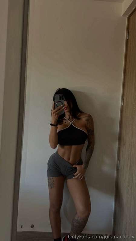julianacandy main image