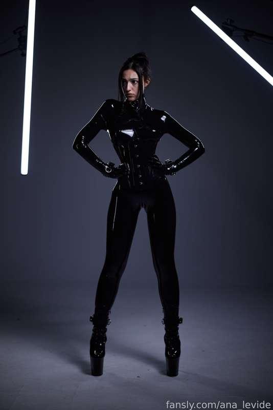 ana_levide image #116
