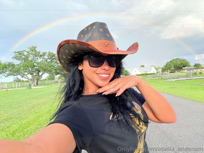 cowgirl looking for a ride lol! 💕