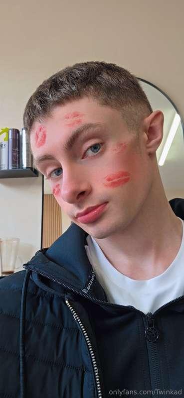 Cut out for Kyle's kisses 💋