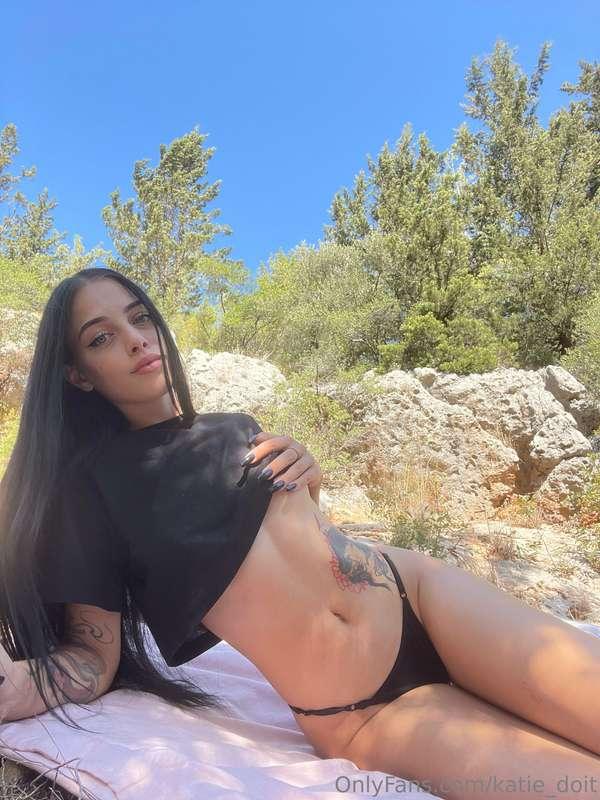 Do you like outdoor sex?🌼🌻🌷 Does the moment that someone mig..