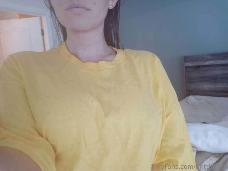 Wanna netflix and chill while I am in your big t shirt 😇 and..