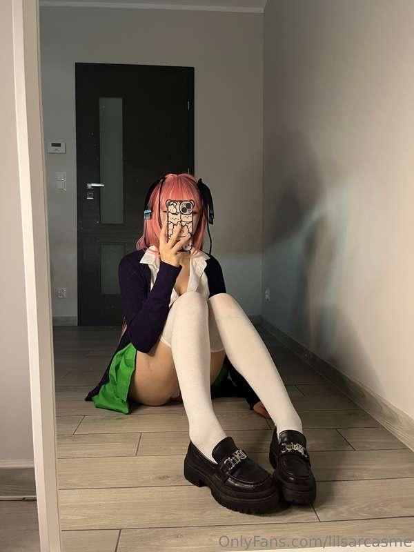 :3